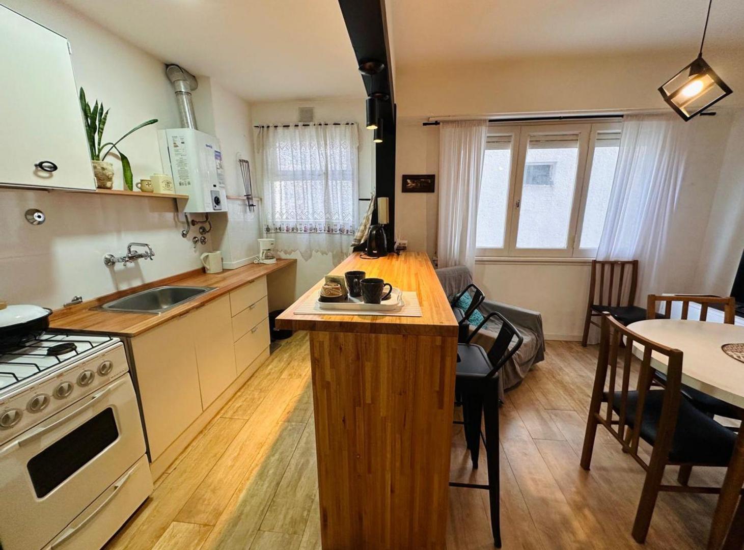 Foto de VENTA MONOAMBIENTE RECICLADO Y AMOBLADO 27 MT, imagen 2