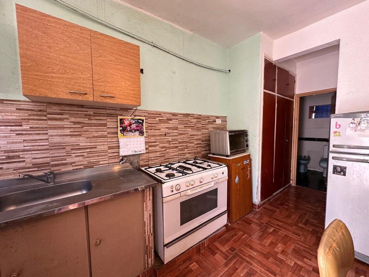 Foto de VENTA PH 2 AMB A RECICLAR B. 9 DE JULIO, imagen 5