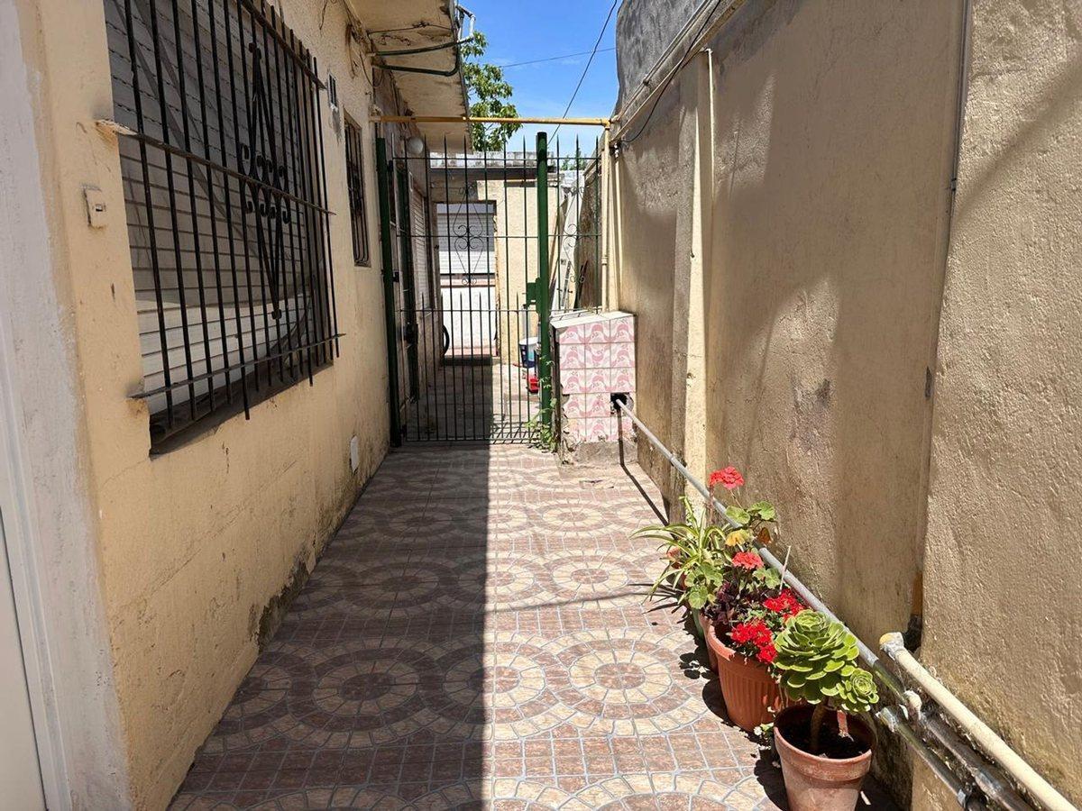 Foto de VENTA PH 2 AMB A RECICLAR B. 9 DE JULIO, imagen 2