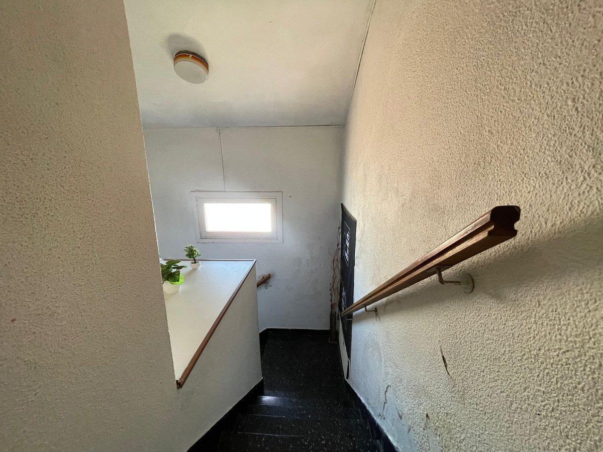 Foto de VENTA EN BLOCK VIVIENDA C/GARAJE, QUINCHO Y LOCAL, imagen 4