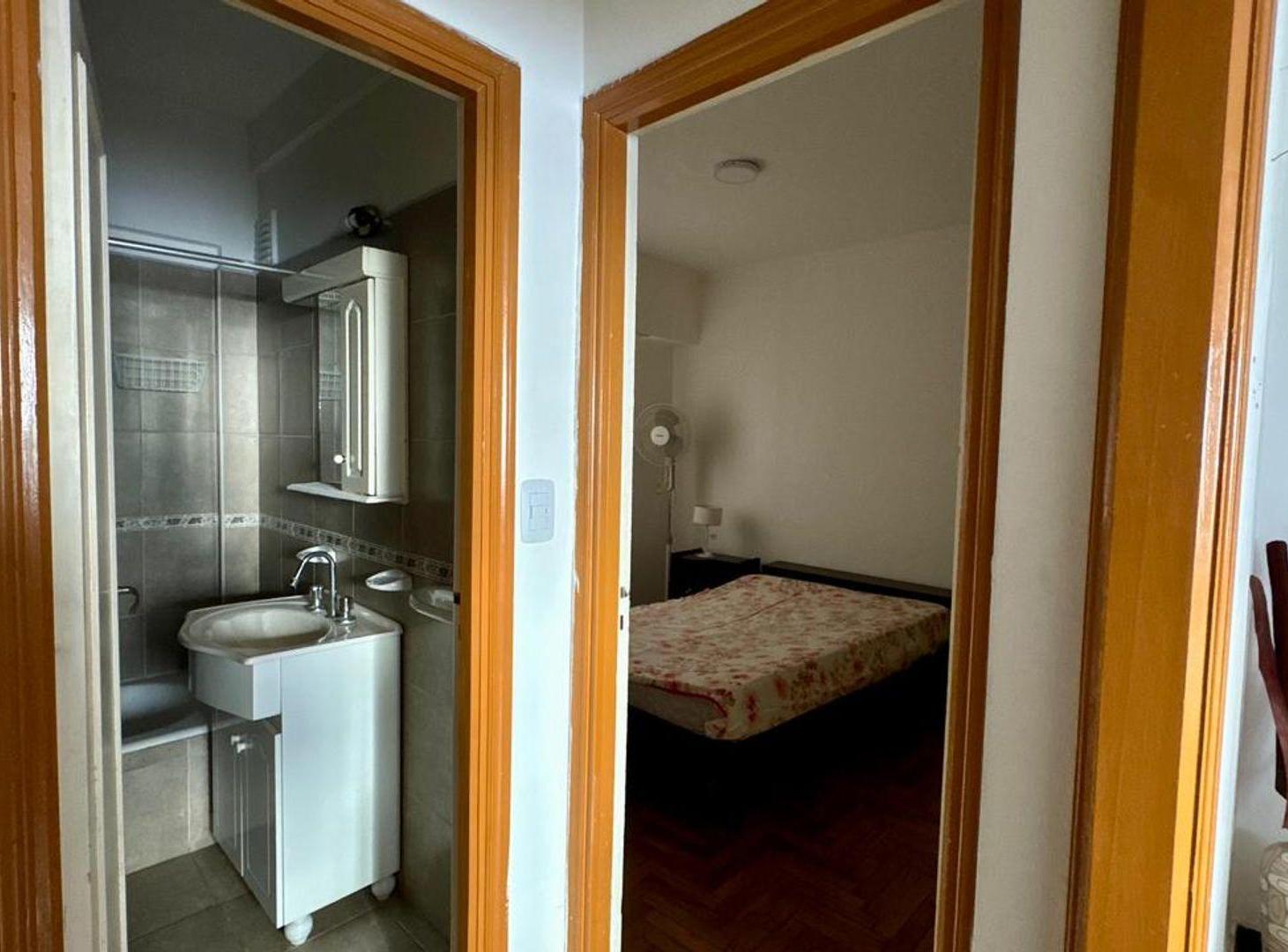 Foto de Venta departamento dos ambientes luminoso centro, imagen 3