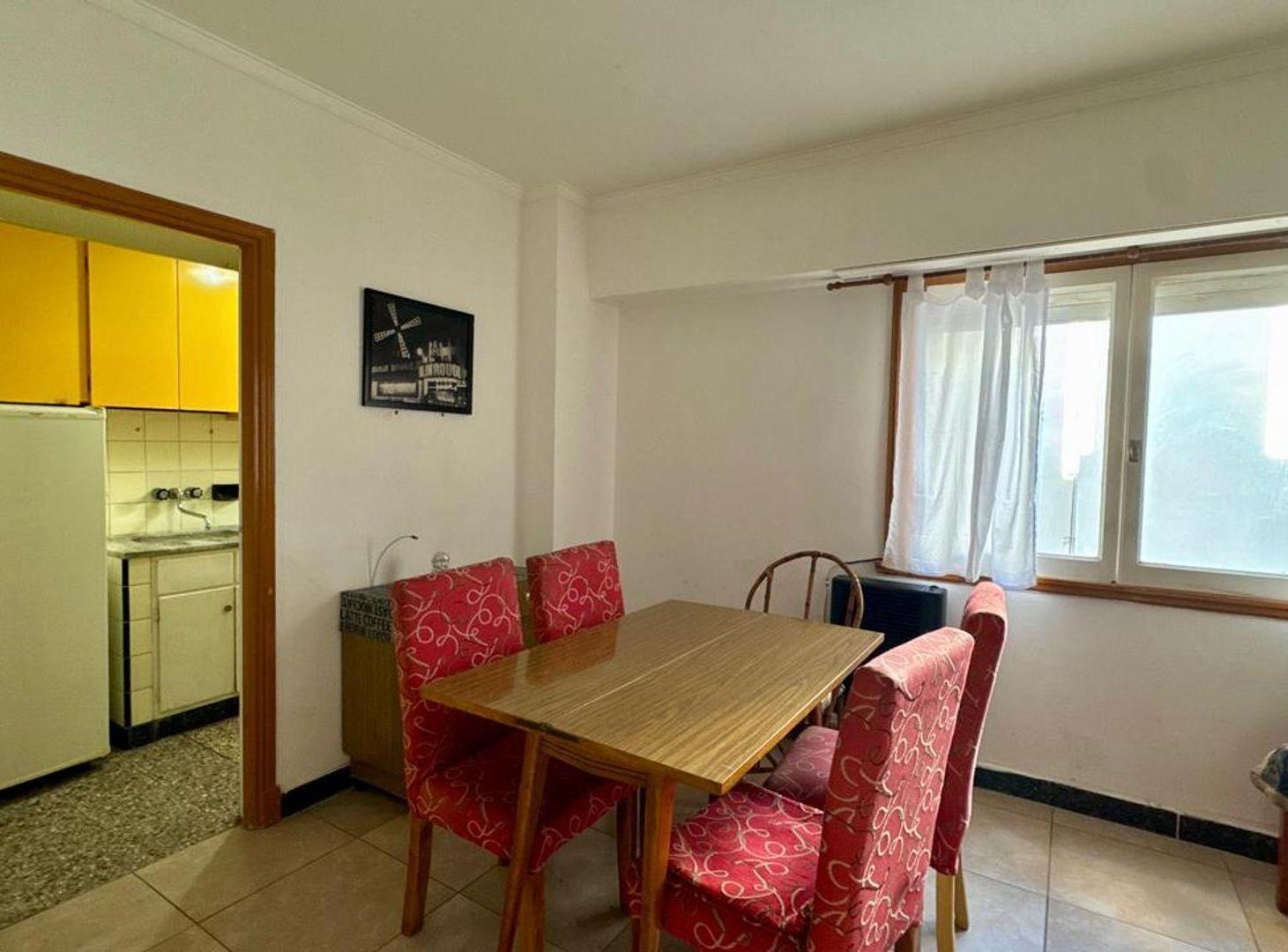 Foto de Venta departamento dos ambientes luminoso centro, imagen 1