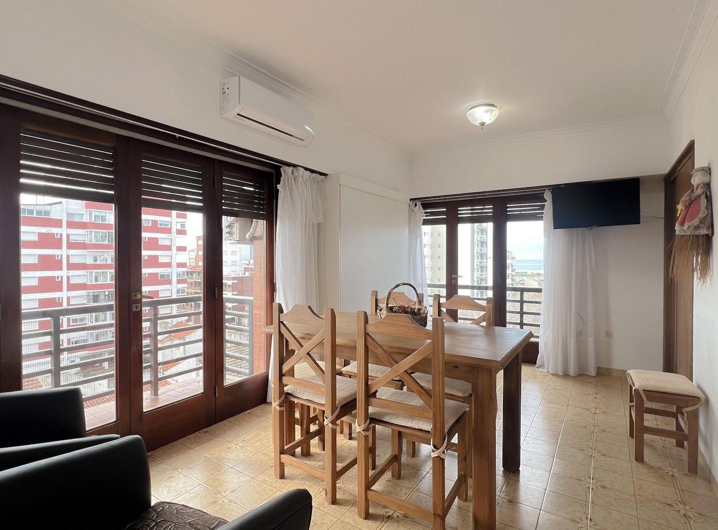 Foto de VENTA DEPTO 2 AMBIENTES CON VISTA AL MAR, imagen 2