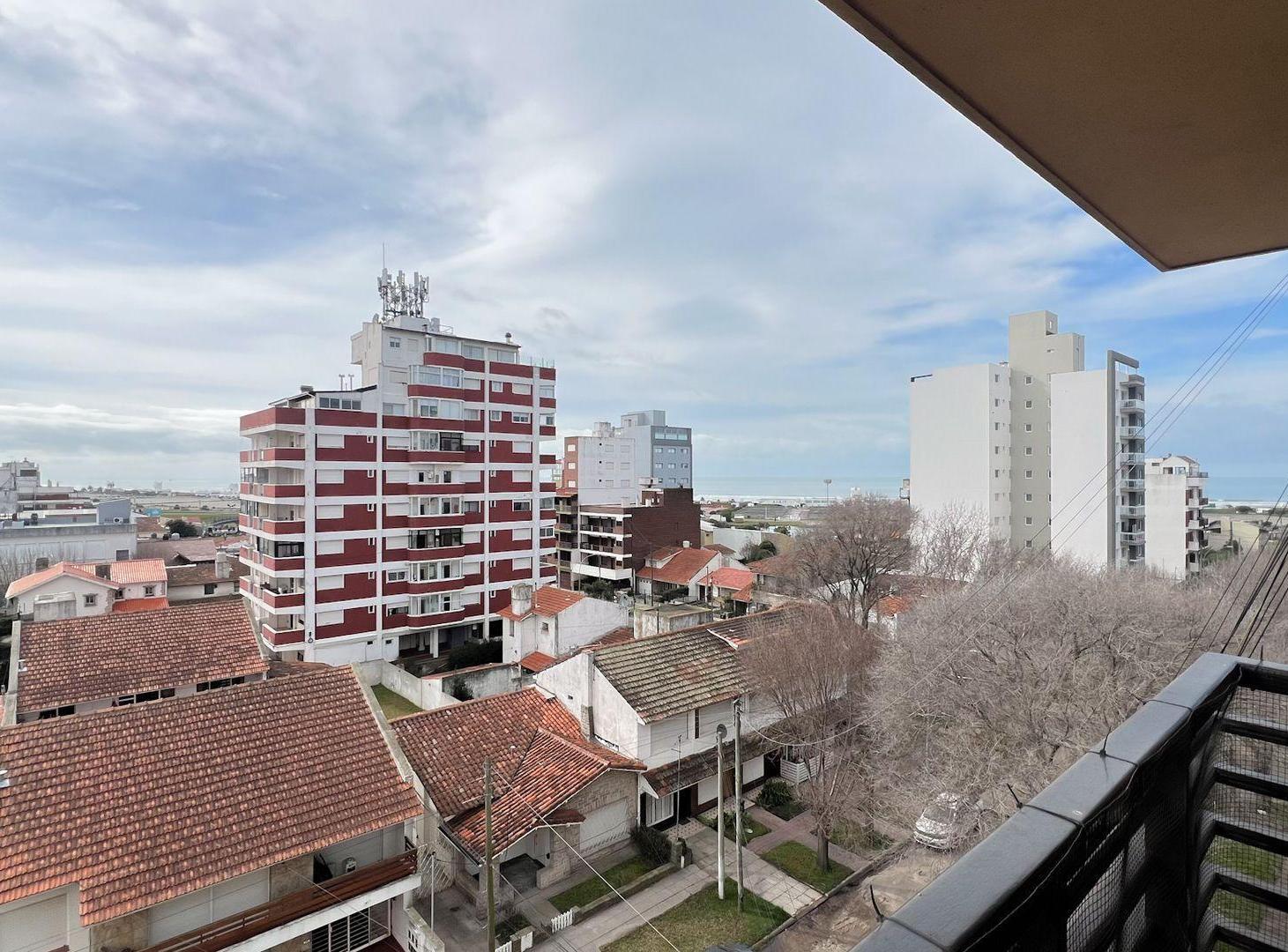 Foto de VENTA DEPTO 2 AMBIENTES CON VISTA AL MAR, imagen 1