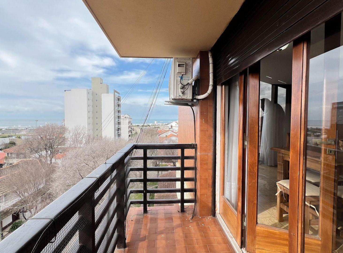 Foto de VENTA DEPTO 2 AMBIENTES CON VISTA AL MAR, imagen 3