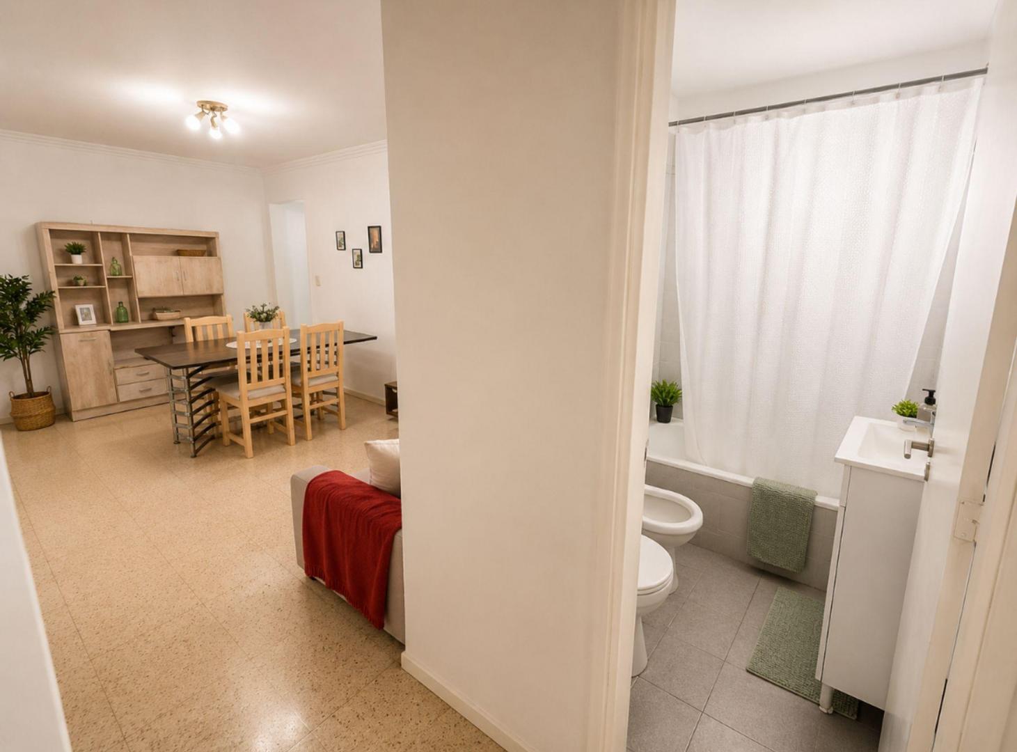 Foto de VENTA DEPARTARTAMENTO 4 AMB ZONA ALDREY, imagen 5