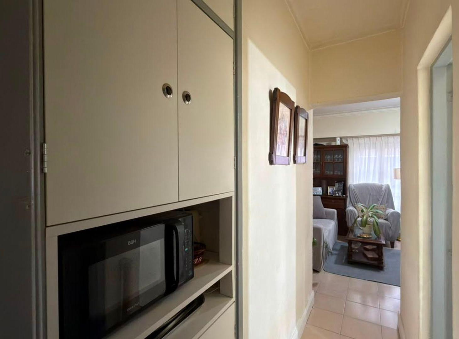 Foto de VENTA PH 2 AMB, AL FRENTE, PATIO-SIN EXPENSAS, imagen 4