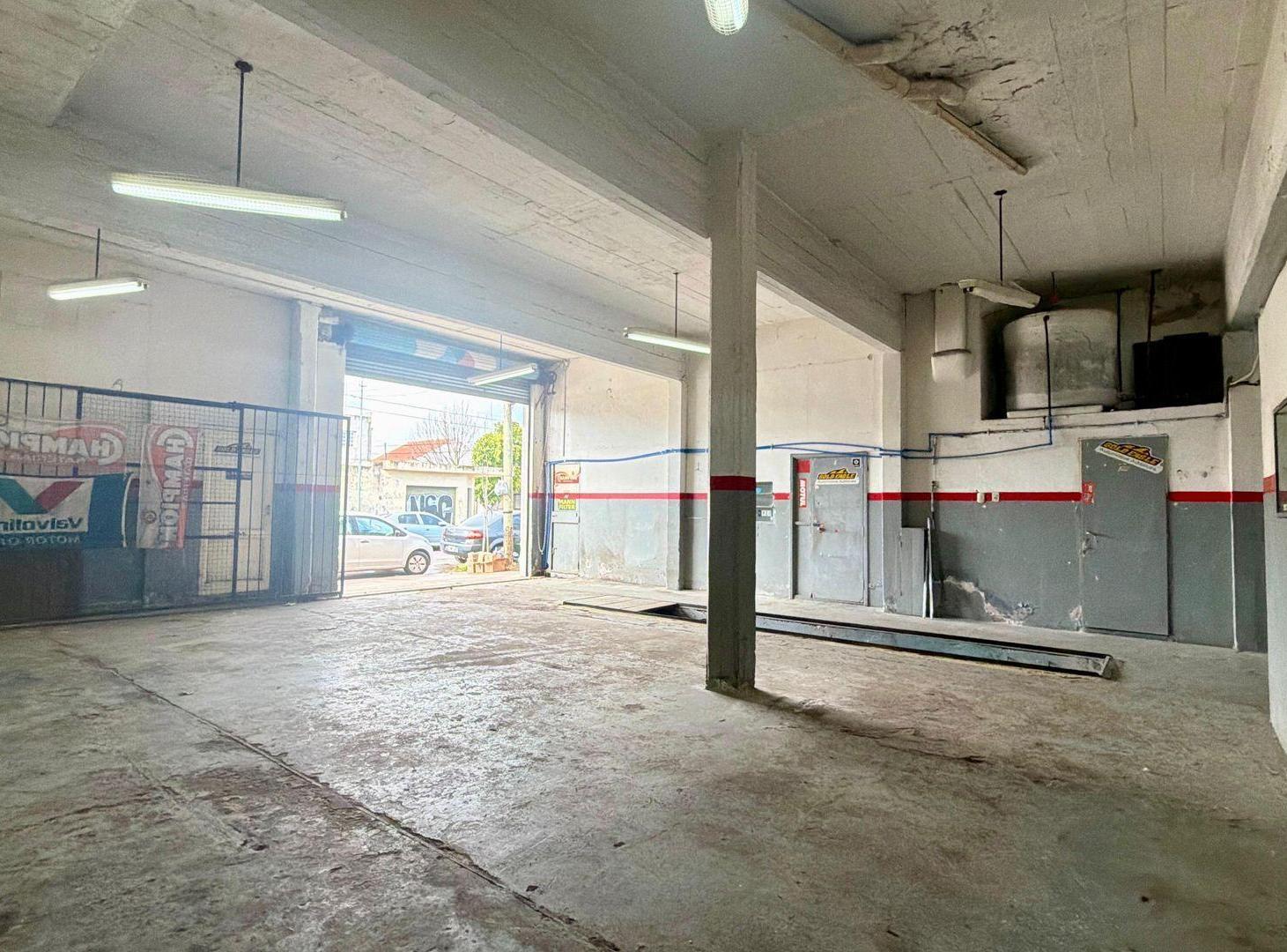 Foto de Venta Galpón 133M² Múltiples Usos Barrio Los Andes, imagen 2