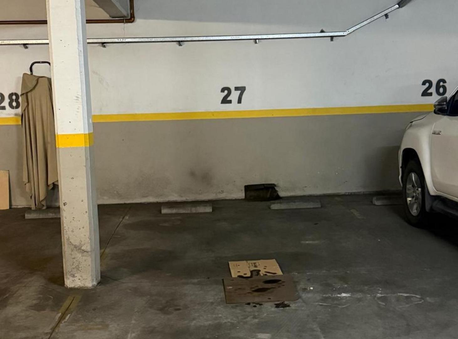 Foto de VENTA DE COCHERA "EDIFICIO LAS ALONDRAS" GUIDO 500, imagen 5