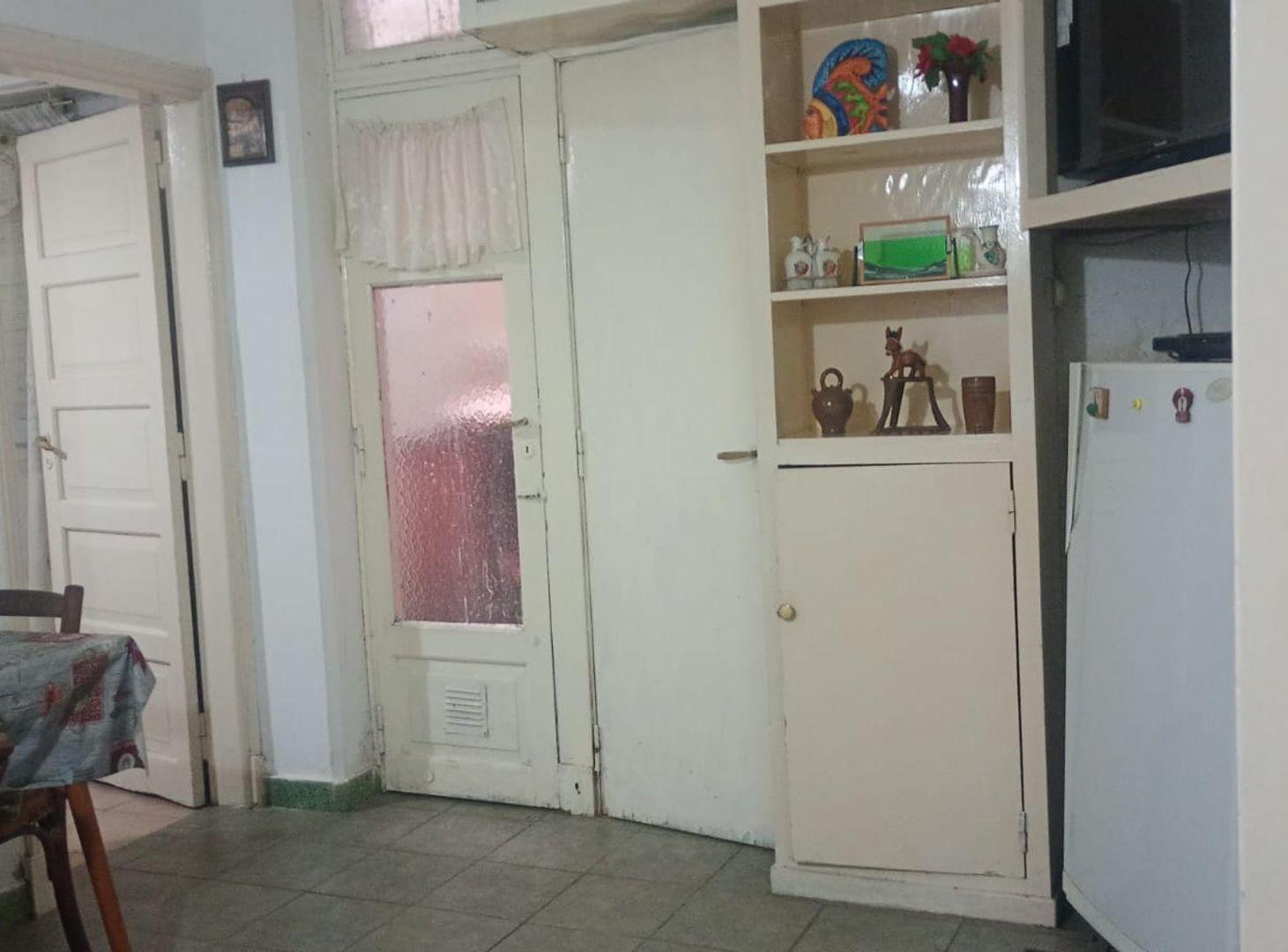 Foto de VENTA DEPARTAMENTO 2 AMBIENTES PLAZA MITRE, imagen 5