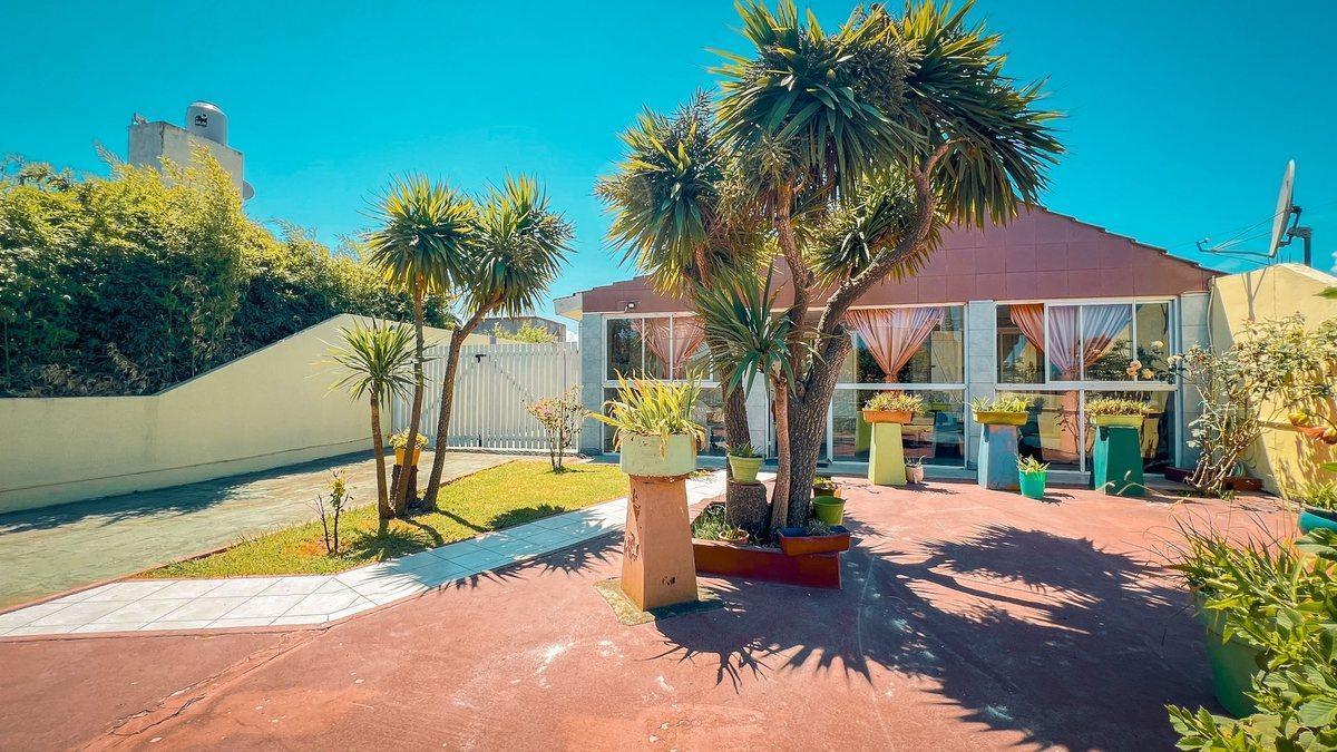 Foto de VENTA CASA 2 AMB. GARAGE DOBLE, QUINCHO Y PARQUE, imagen 4
