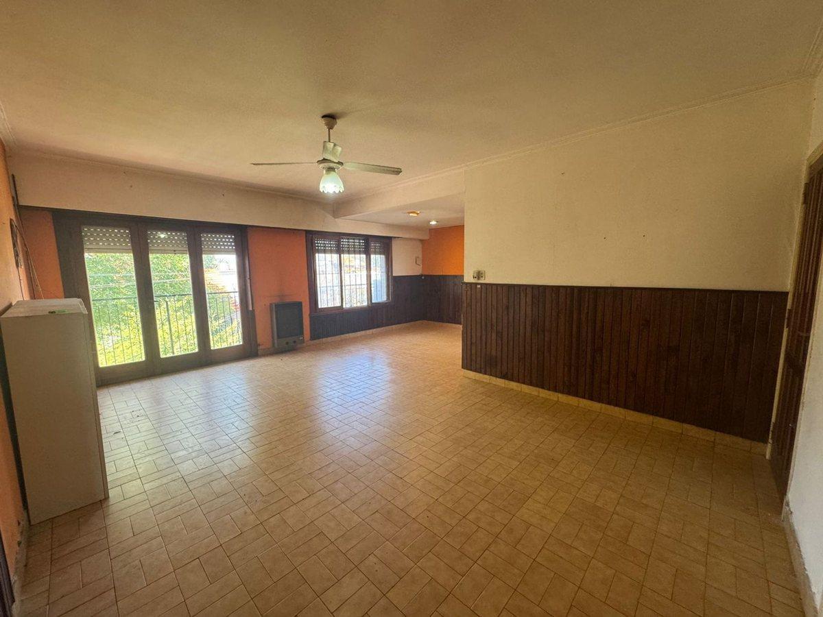 Foto de VENTA PH 3 AMB. AL FRENTE A RECICLAR NUEVA POMPEYA, imagen 4