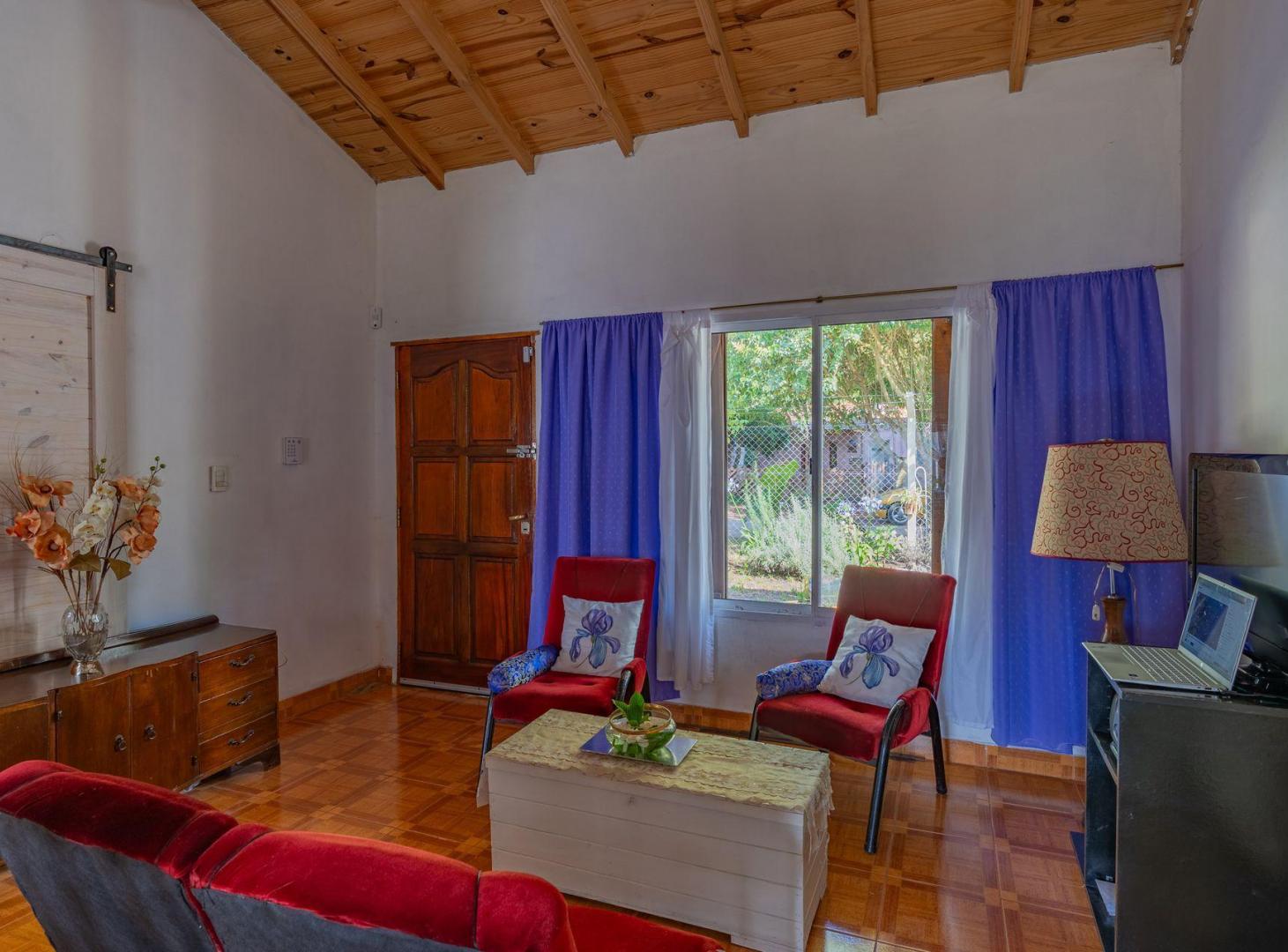 Foto de VENTA CASA 3 AMBIENTES LAS DALIAS APTA CREDITO, imagen 5