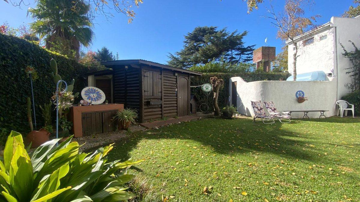 Foto de VENTA CASA 4 AMB. Y DEPTO 2 AMB RES. FOR. MONTEMAR, imagen 2