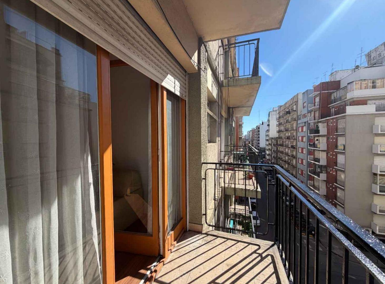 Foto de VENTA DEPTO 2 amb. CON BALCON CENTRO MDQ, imagen 4