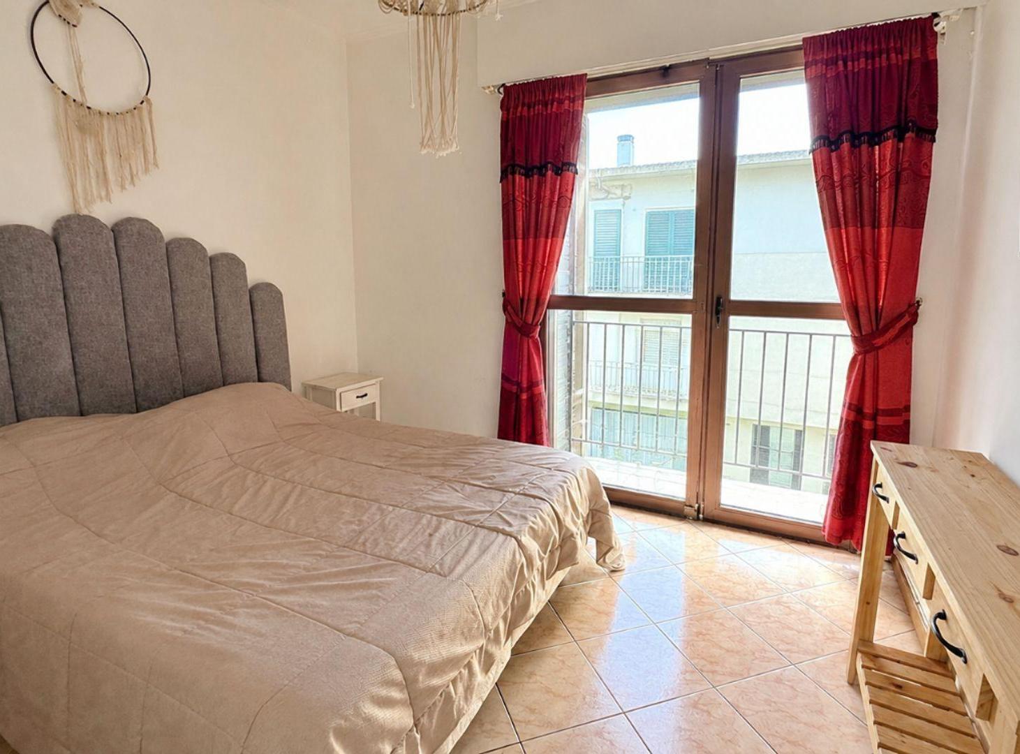 Foto de VENTA DEPARTAMENTO 3 AMBIENTES DEPENDENCIA CENTRO., imagen 5