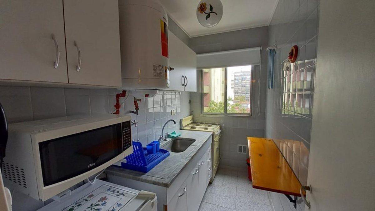 Foto de ALQUILER MONOAMBIENTE DIVISIBLE CON COCHERA GUEMES, imagen 4
