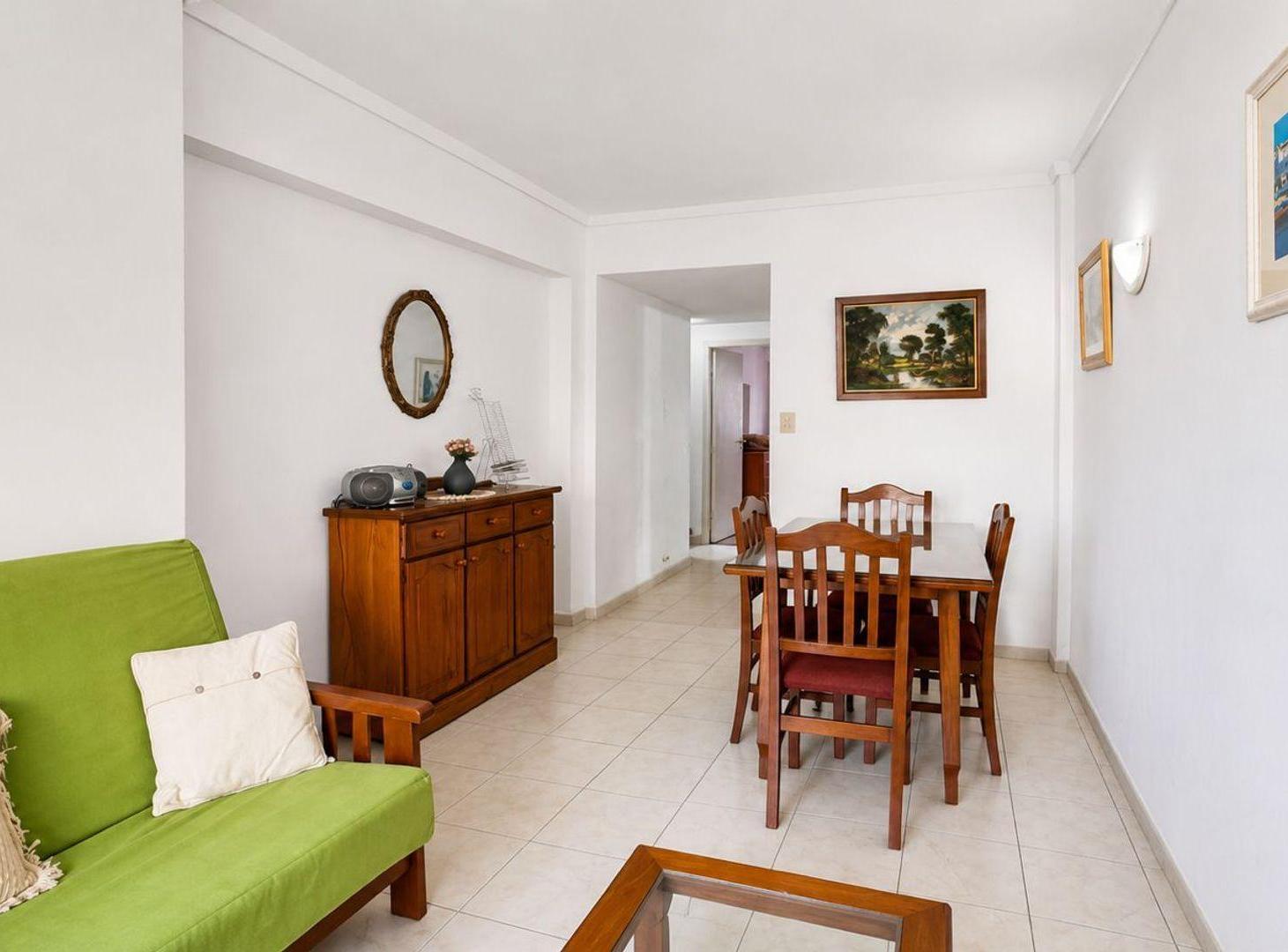 Foto de VENTA DPTO 2 AMB C/DPCIA COCHERA FRENTE ALDREY, imagen 2