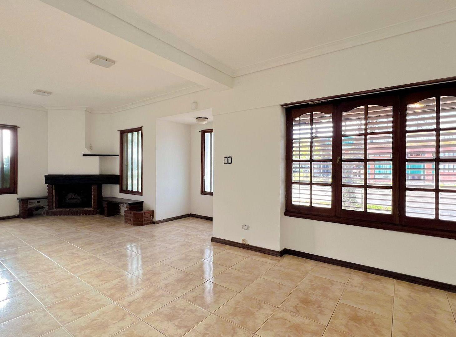 Foto de VENTA CASA 4 AMB - TERMAS DE RIO HONDO Y 25 D MAYO, imagen 4