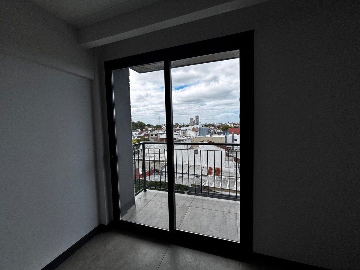 Foto de VENTA DEPARTAMENTO 2 AMB C/COCHERA ESTRENAR, imagen 5
