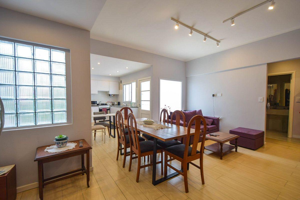 Foto de VENTA PH 3 AMBIENTES C/ 2 BAÑOS INMEJORABLE, imagen 3