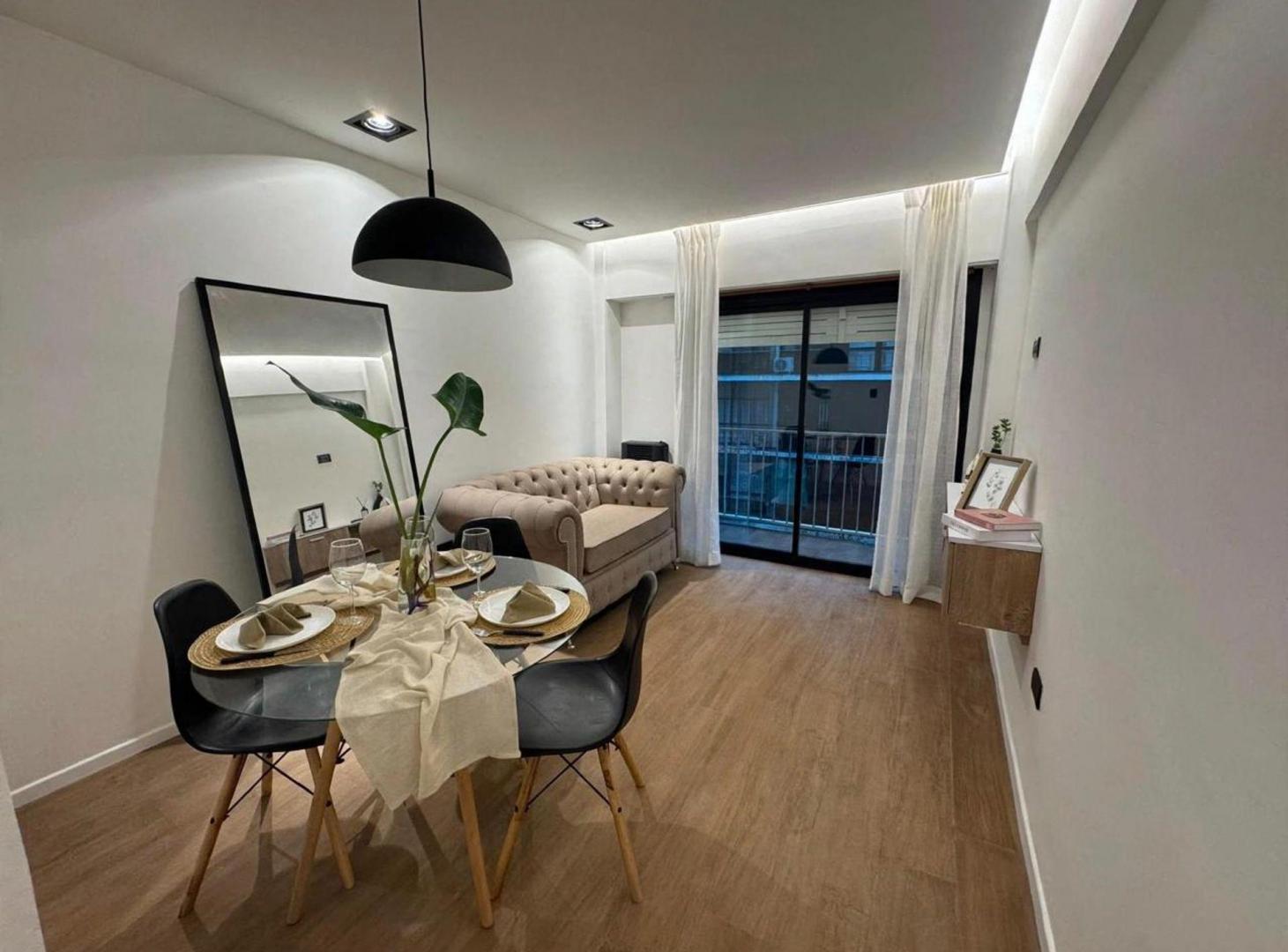 Foto de VENTA DPTO 2 AMB RECIC. Y AMOB C/ BALCON P. COLON, imagen 2