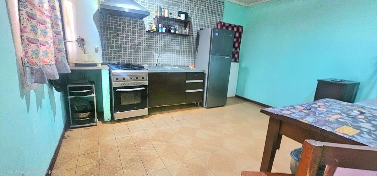 Foto de VENTA CASA 3AMB + DEPARTAMENTO 2 AMB APTA CREDITO, imagen 1