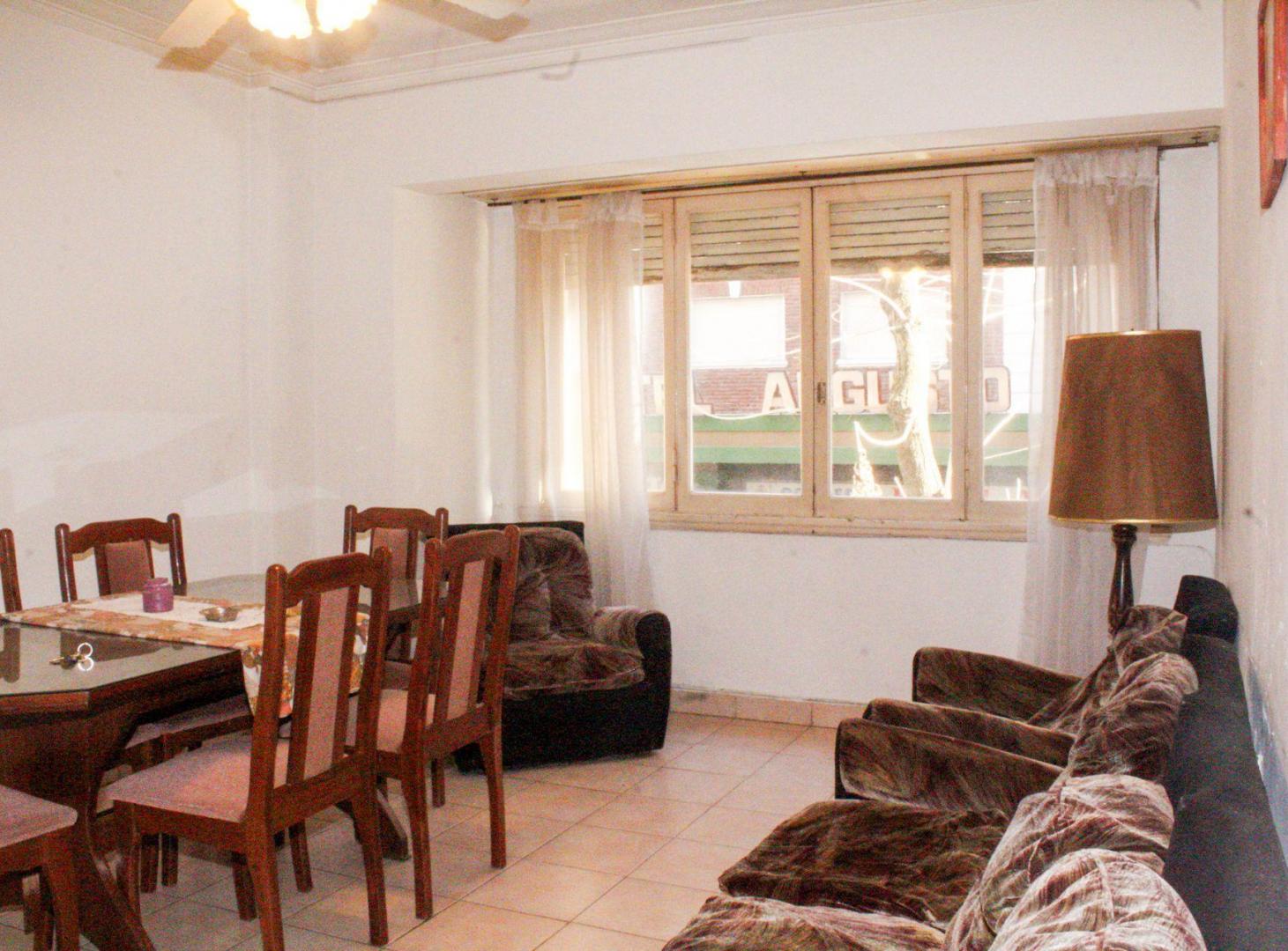 Foto de Venta 3 amb mas dependencia al frente con balcón, imagen 1