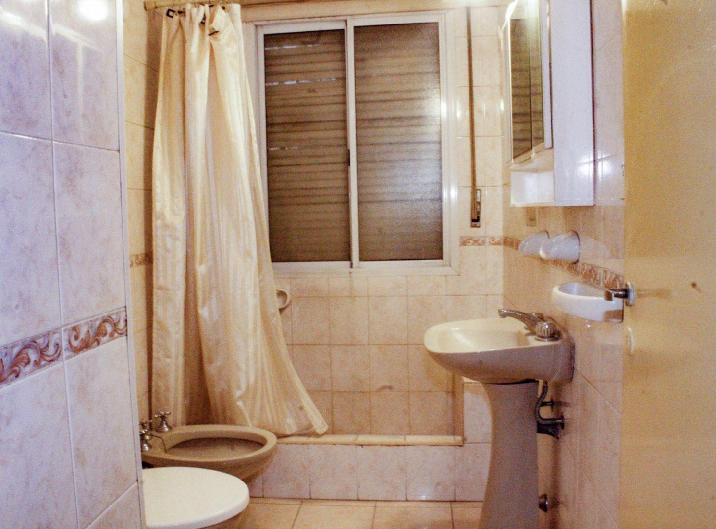 Foto de Venta 3 amb mas dependencia al frente con balcón, imagen 4