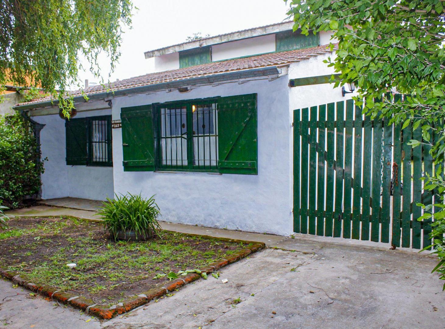 Foto de Venta casa 4 ambientes Santa Clara del Mar, imagen 1