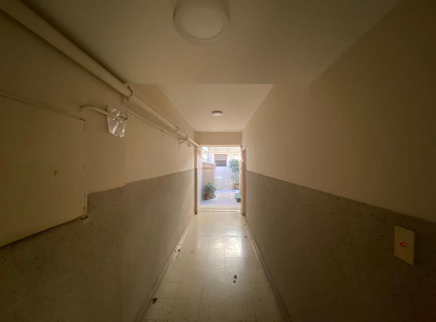 Foto de VENTA DEPTO 2 AMB CON DOBLE BALCON LA PERLA, imagen 4