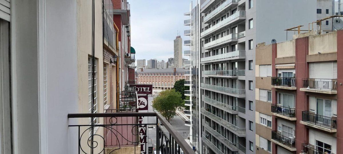 Foto de VENTA SEMIPISO 4 AMB + DEP. Y COCHERA - CENTRO, imagen 1