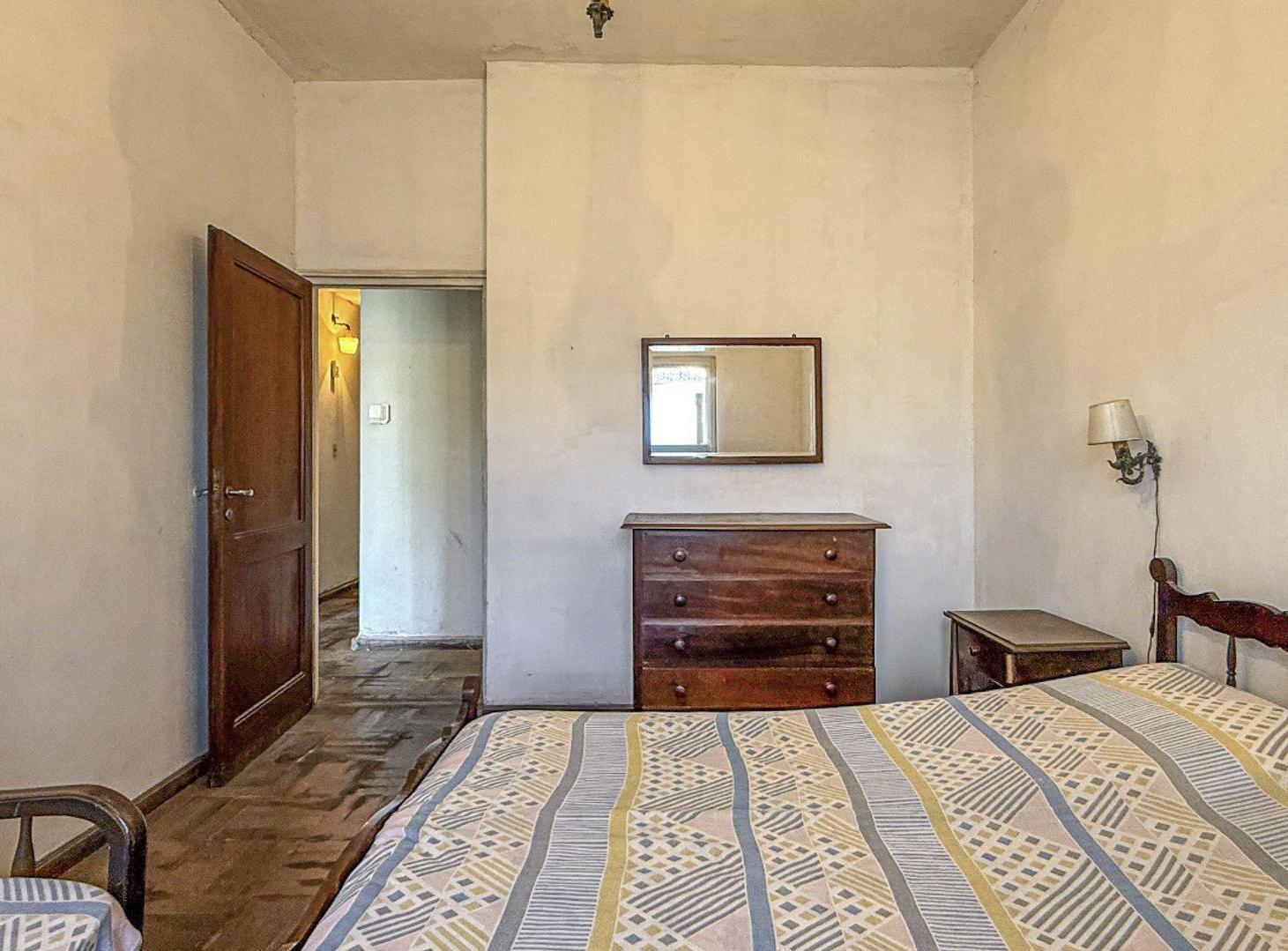 Foto de VENTA CASA 4 AMB CON GARAGE Y JARDIN LOS PINARES, imagen 1