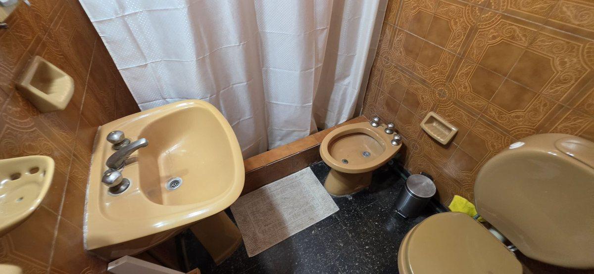 Foto de VENTA PH 3 AMB INDEPENDIENTE COCHERA PARQUE ALFAR, imagen 4