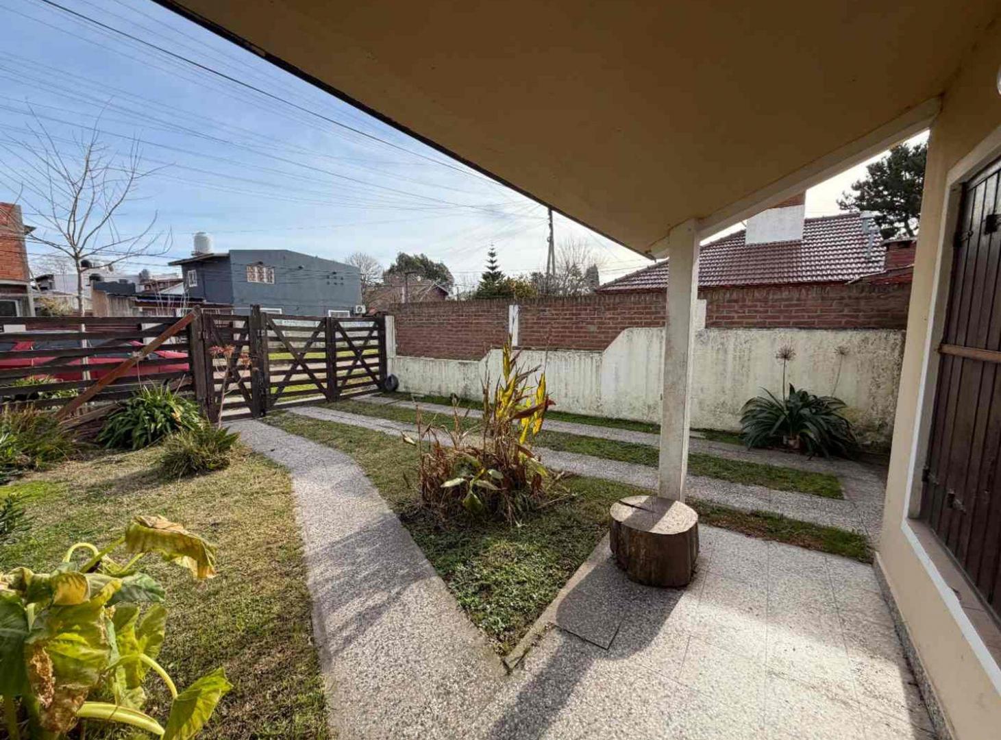 Foto de VENTA CASA 3 AMBIENTES + DEPARTAMENTO SANTA CLARA, imagen 5