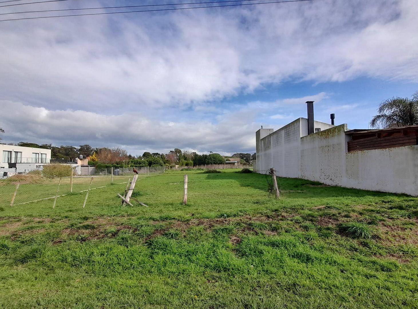 Foto de VENTA LOTE 450m2 BARRIO LOS ACANTILADOS, imagen 3