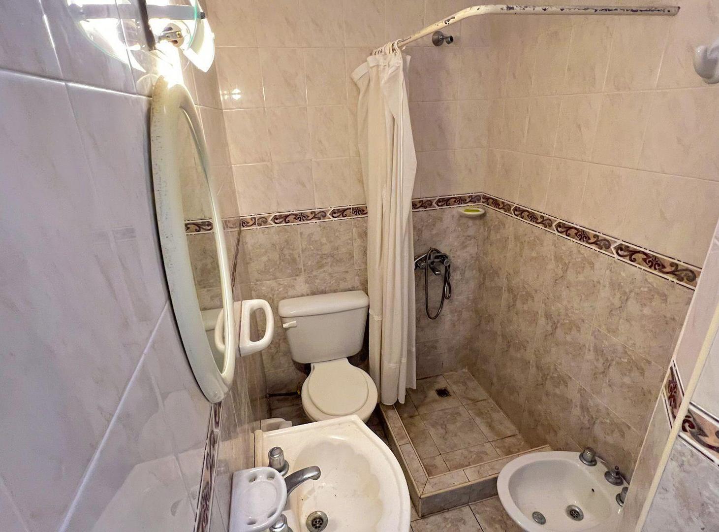 Foto de VENTA CASA 5 AMB C/DEP GARAGE PATIO 50M DEL MAR, imagen 4