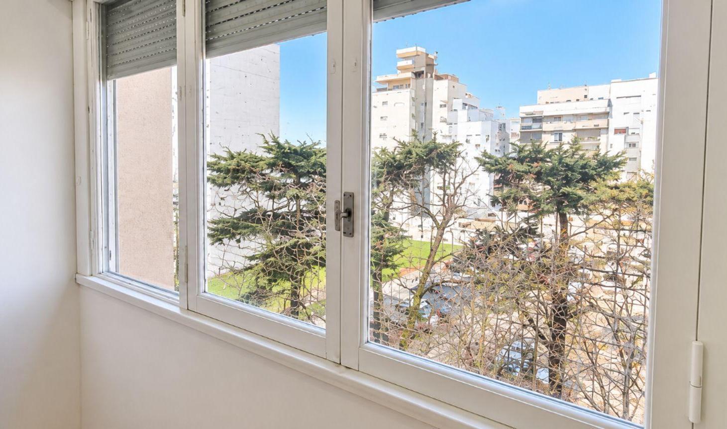 Foto de VENTA DEPARTAMENTO MONOAMBIENTE FRENTE PLAZA COLON, imagen 5