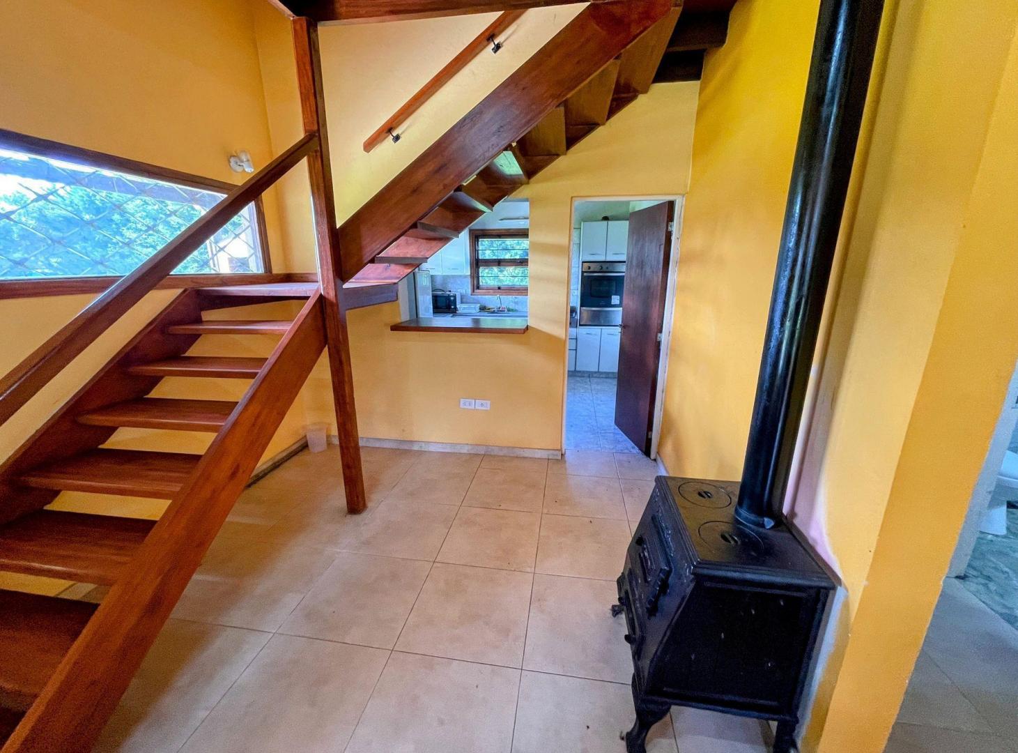 Foto de VENTA CASA 4 AMBIENTES C/ PARQUE LAS LOMAS MIRAMA, imagen 4