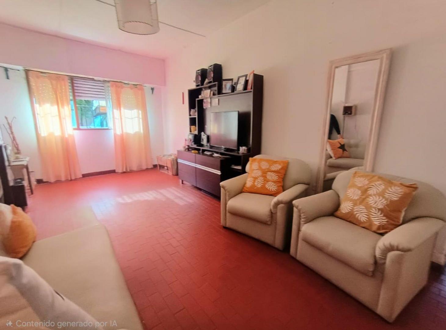 Foto de VENTA DEPARTAMENTO 4 AMBIENTES, BAÑO Y TOILETTE, imagen 5