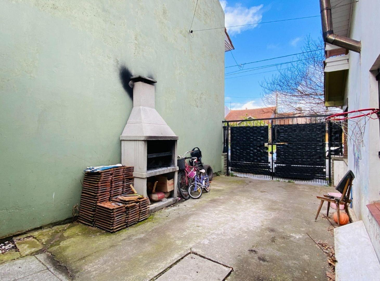 Foto de VENTA CASA EN CHAUVIN A METROS DEL HPC, imagen 3