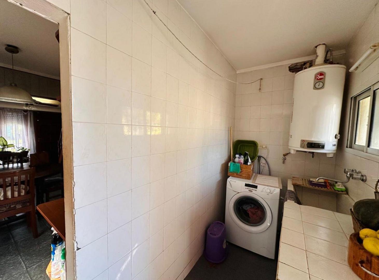 Foto de VENTA CASA 4 AMBIENTES COCHERA BARRIO LIBERTAD, imagen 4
