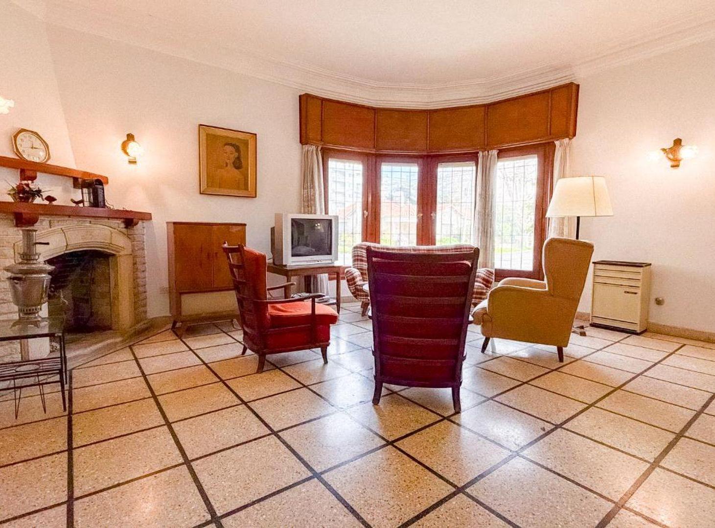 Foto de VENTA CASA 4 AMBIENTES DEPENDENCIA MIRAMAR PARQUE, imagen 1