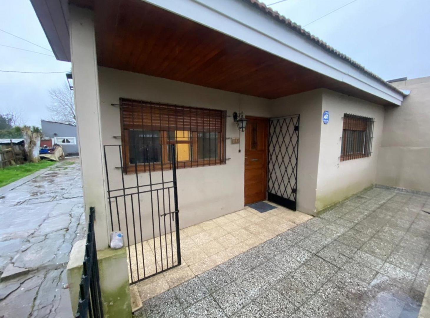 Foto de VENTA BLOCK CASA 3 AMB + DPTO 4 AMB MALVINAS ARG, imagen 3