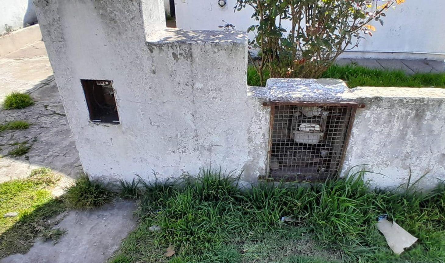 Foto de VENTA CASA 3 AMB. A REFACCIONAR C/GRAN PARQUE, imagen 2
