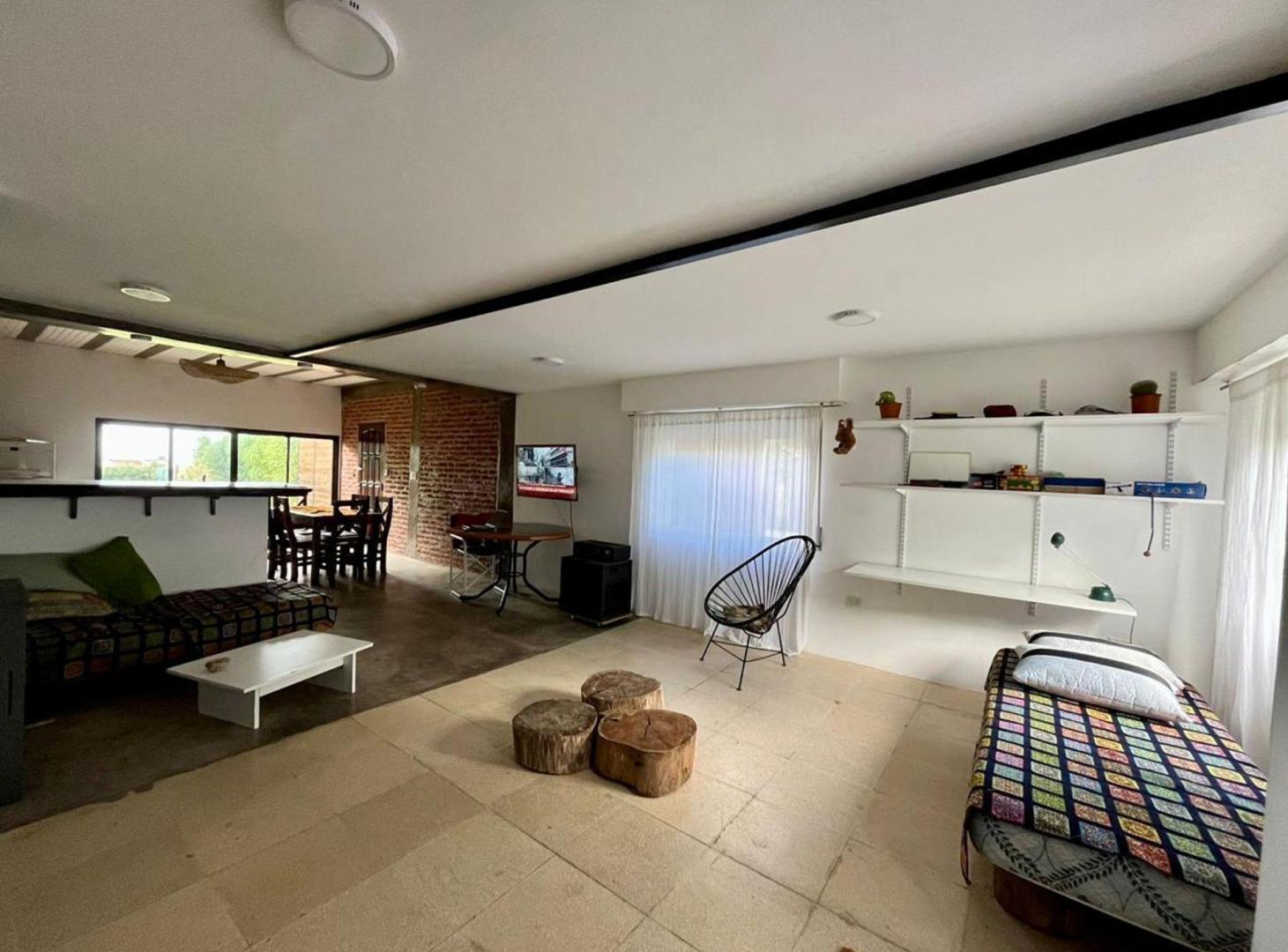 Foto de VENTA CASA 3 AMB + DEPTO 2 AMB CHAPADMALAL, imagen 1
