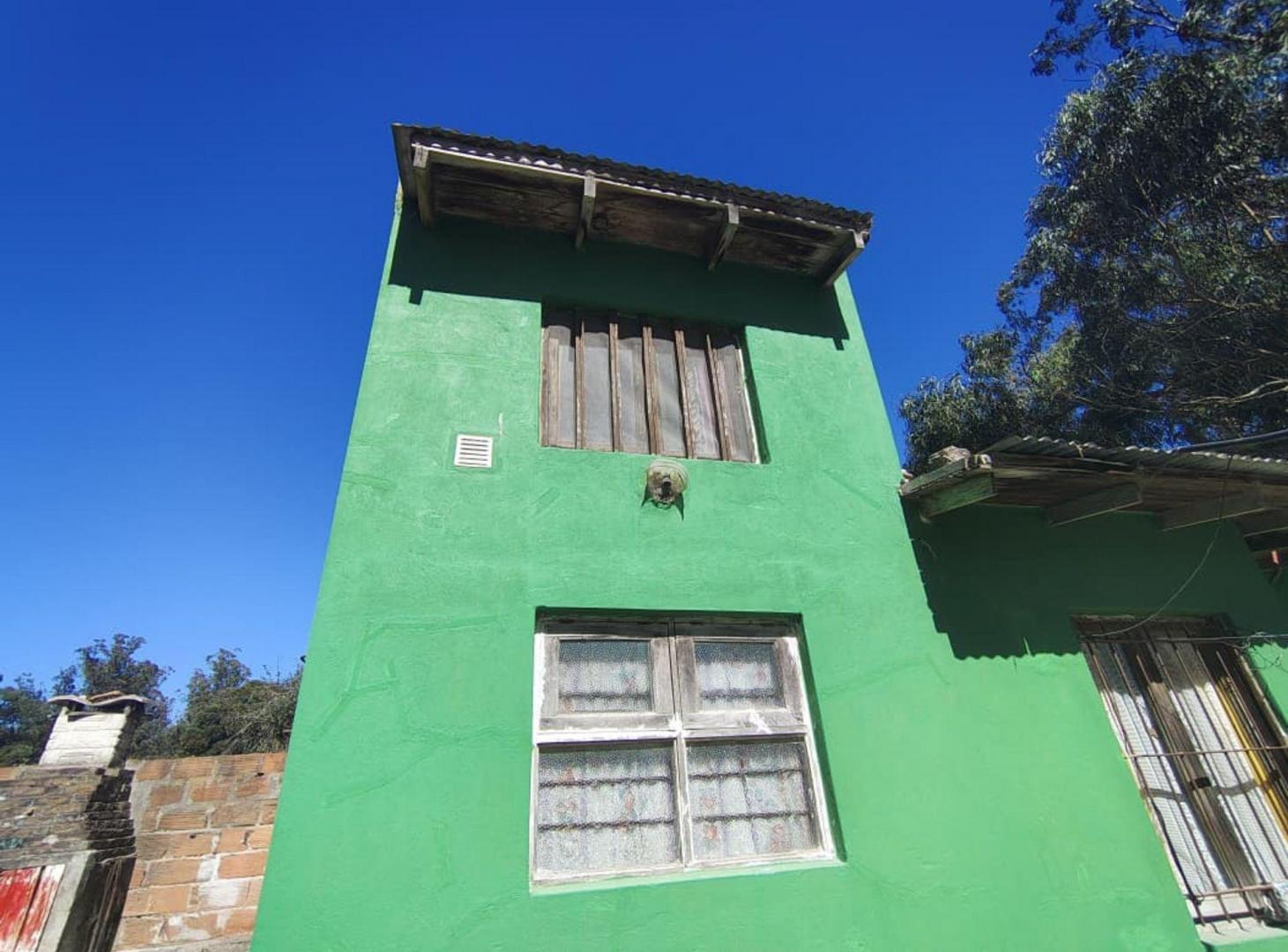Foto de VENTA Casa 3 ambientes con gran parque Las Dalias, imagen 2