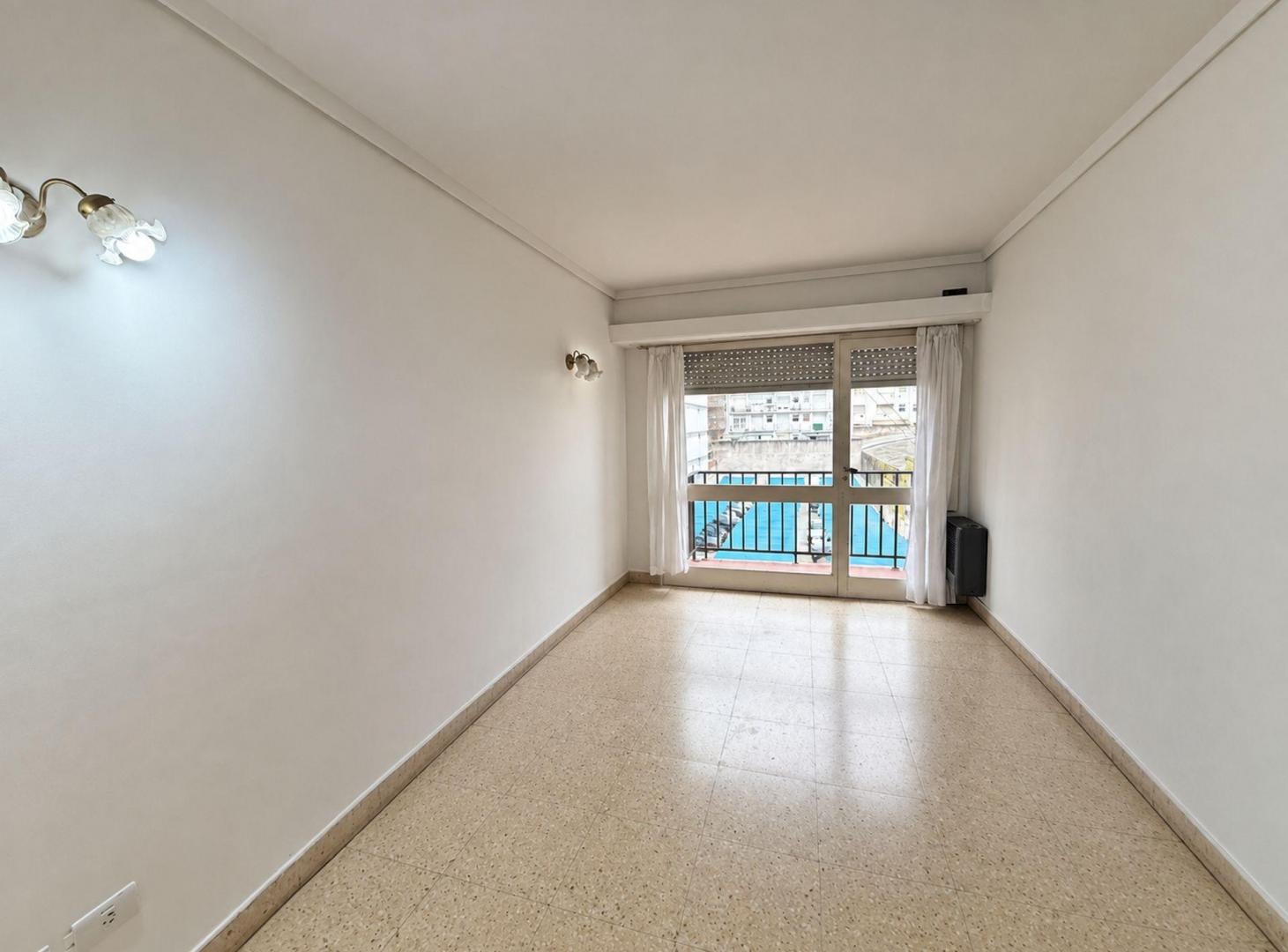 Foto de VENTA DEPARTAMENTO 2 AMBIENTES BALCON FRENTE, imagen 4