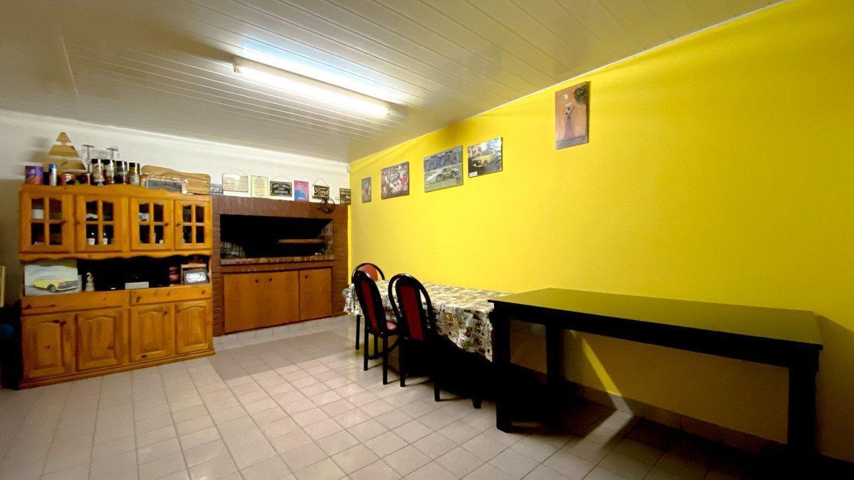 Foto de VENTA CASA 3 AMBIENTES CON QUINCHO Y PARQUE, imagen 5