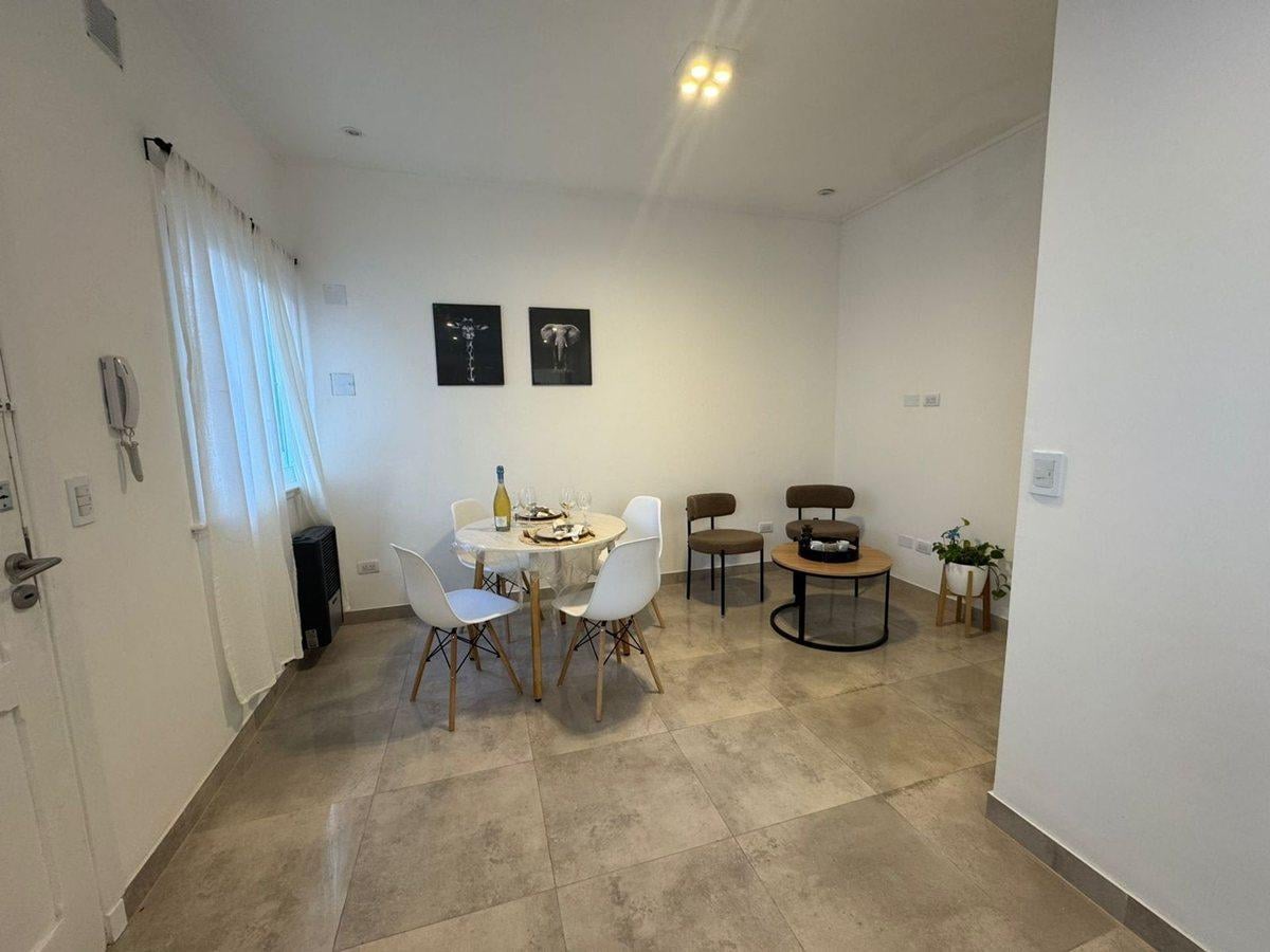 Foto de VENTA PH DE DOS AMB RECICLADO CON PATIO, imagen 5